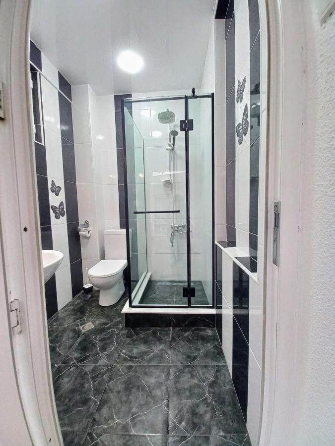 Aparthotel Rioni Kutaiszi Kültér fotó