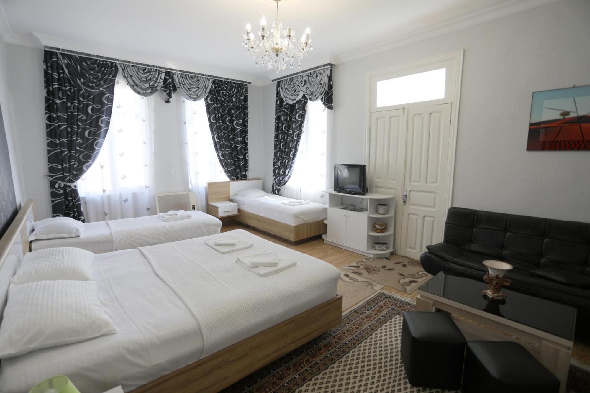 Aparthotel Rioni Kutaiszi Kültér fotó